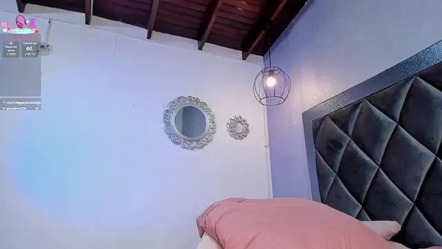 Sophiaa Gomez online show from November 8, 8:41 am