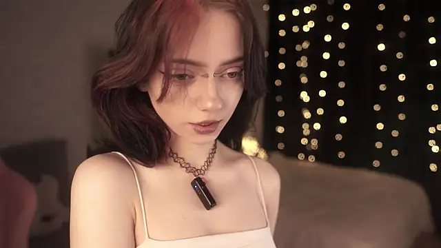 miuri miy online show from July 8, 5:37 pm