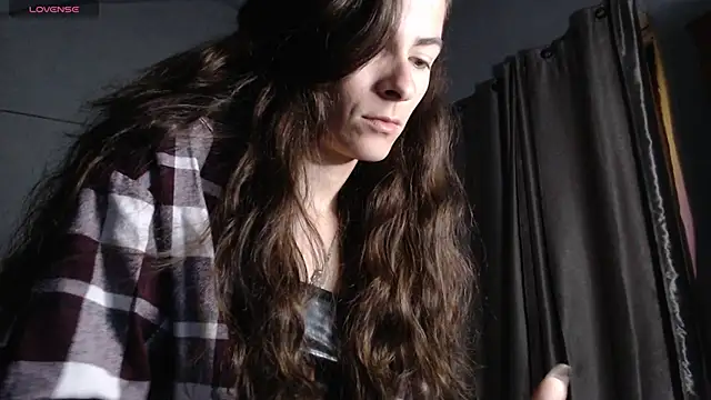Snapshot of MARIELSINS_1111 chatting on September 23, 10:30 pm MARIELSINS 1111 online show from September 23, 10:30 pm