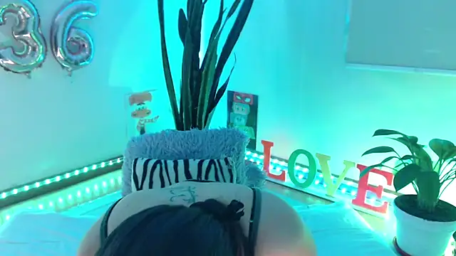 samy love35 online show from September 19, 11:48 pm