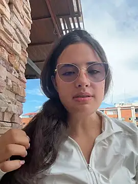 baaby-miiaa online show from July 6, 2:33 pm