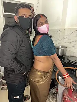 YourSuperTanya online show from January 7, 9:40 pm