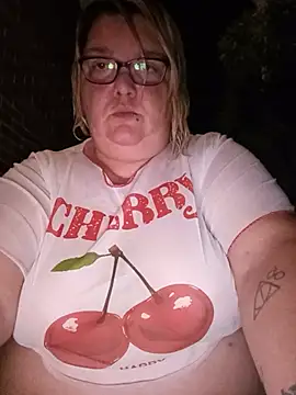 diosacurvy1984 online show from July 12, 8:53 pm