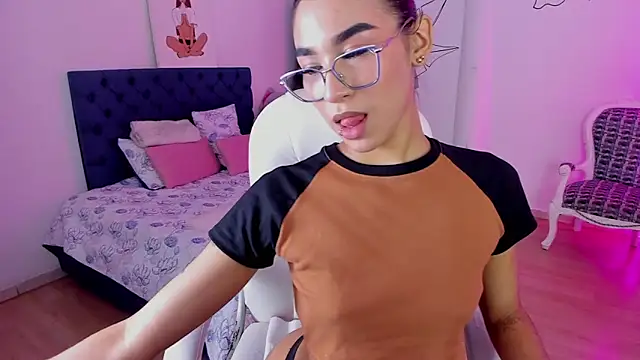 Dana Paula online show from April 29, 11:46 am