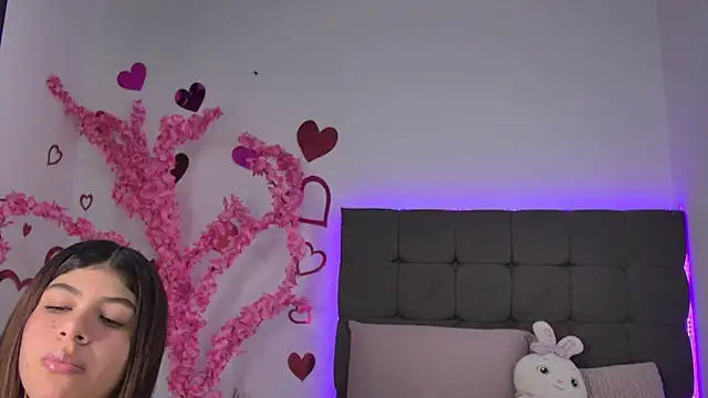 AmandaBrooks 18 online show from February 28, 2:33 am