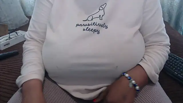 BUBBLYBUNNYxx online show from June 22, 6:43 am