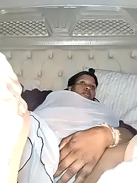 bubblendz1988 online show from September 14, 2:42 am