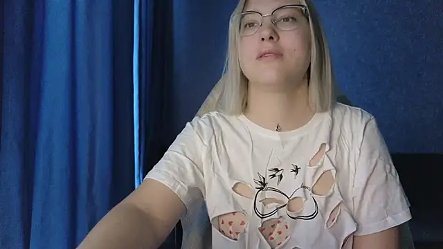 HotBrandyX online show from October 24, 6:09 am