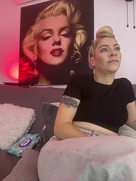 viktoria davis  online show from June 21, 1:09 am