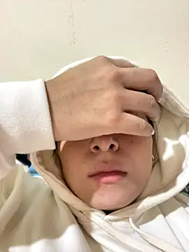  Amber Brown online show from October 22, 4:50 am