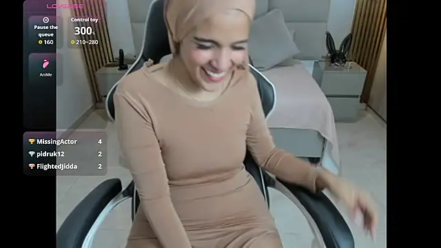 Snapshot of Zulema_hamdi chatting on September 20, 12:58 pm Zulema hamdi online show from September 20, 12:58 pm