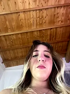 Freydis18 online show from October 26, 11:22 pm