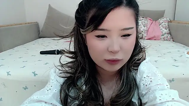 Minamin 20 online show from May 2, 11:19 pm