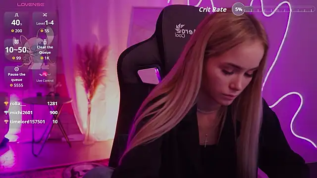 DakotaaJohnnson online show from November 8, 9:36 am