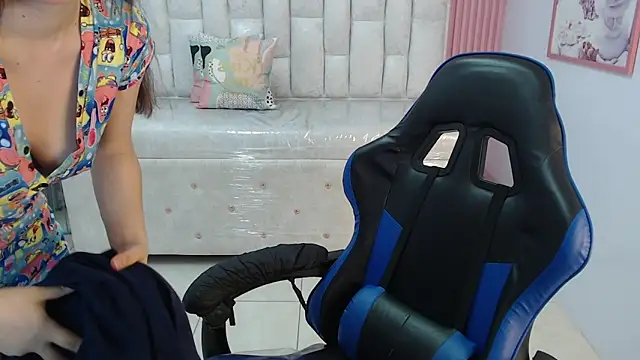 shalon diaz s online show from September 20, 1:31 pm