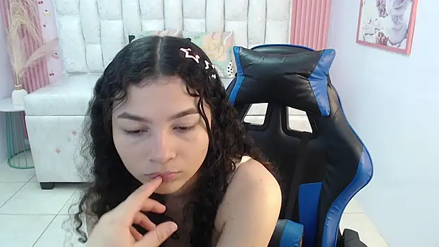 shalon diaz s online show from October 4, 1:39 pm