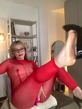 SammyLauren online show from June 16, 1:45 pm