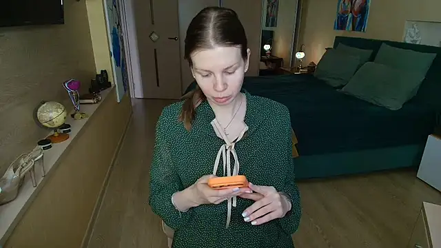 ReginaSparkle online show from May 27, 5:26 am
