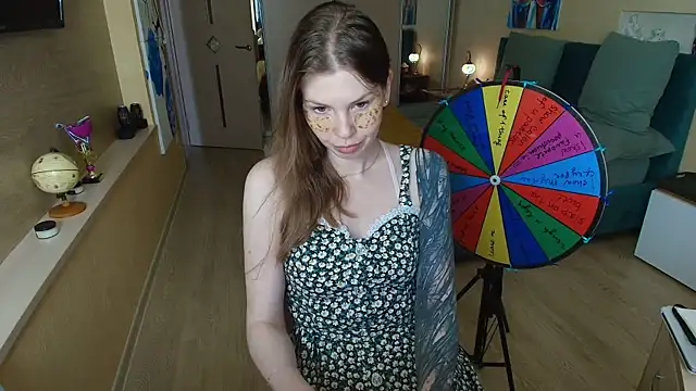 ReginaSparkle online show from August 4, 5:35 am