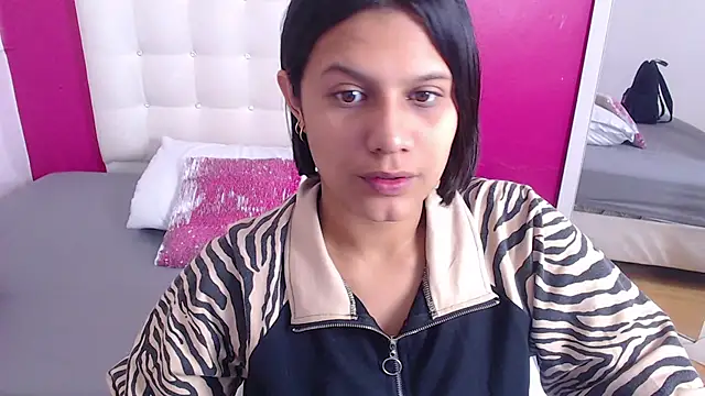 Snapshot of tinyy_whore18 chatting on October 3, 4:34 pm tinyy whore18 online show from October 3, 4:34 pm