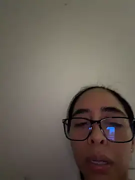 sophierooy22 online show from June 22, 3:25 am