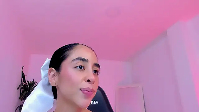 sophierooy22 online show from July 16, 12:37 am