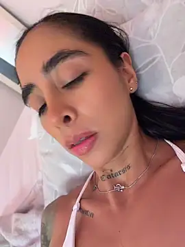 sophierooy22 online show from July 29, 12:32 am