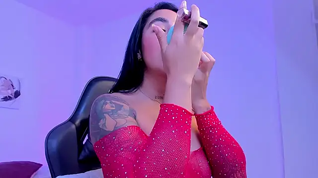 sophierooy22 online show from September 11, 2:56 am