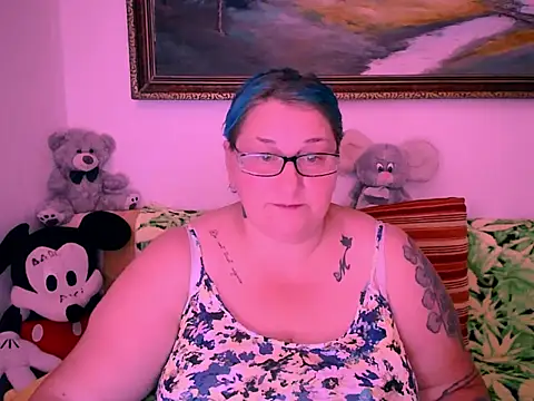 mayamayx online show from October 9, 8:02 pm