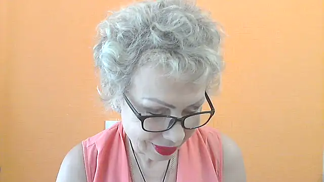 NessyJenixs online show from June 27, 7:09 am