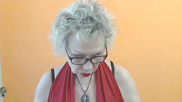 NessyJenixs online show from June 19, 1:14 pm