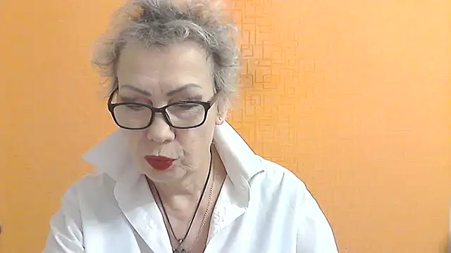 NessyJenixs online show from December 19, 5:16 pm