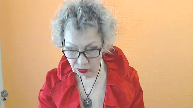NessyJenixs online show from May 2, 7:11 am