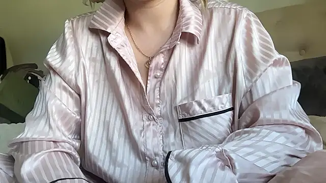 blissdimicco online show from June 13, 2:25 pm
