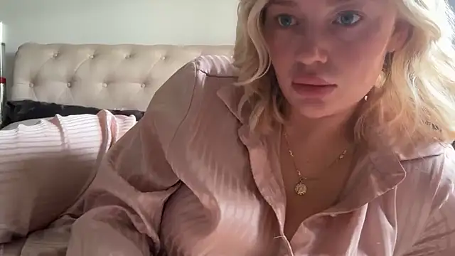 blissdimicco online show from June 23, 6:44 am