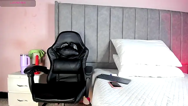 Mara Torres1 online show from November 6, 12:33 pm