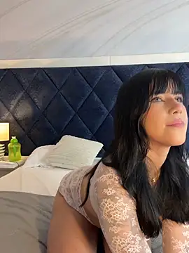 HannaaMiller online show from April 14, 12:05 pm