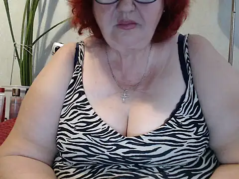 DeniseeRosea online show from June 11, 4:48 pm