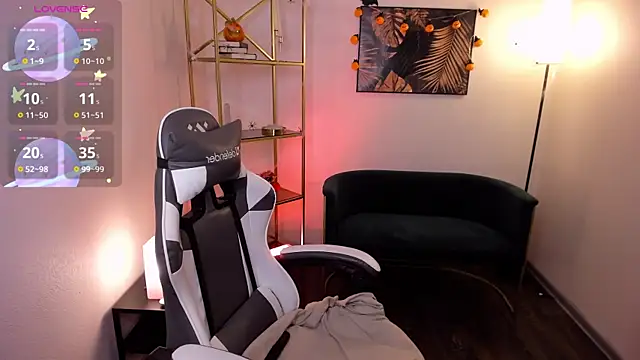 Manic pixie  online show from October 29, 3:58 pm