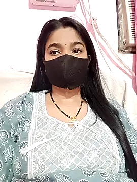 Snapshot of Simran-001 chatting on October 18, 6:31 pm Simran-001 online show from October 18, 6:31 pm