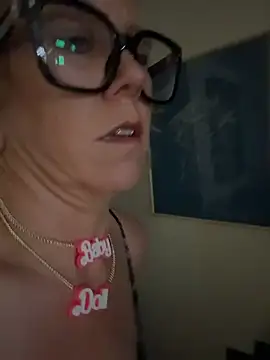 I am babydoll online show from July 30, 1:06 am