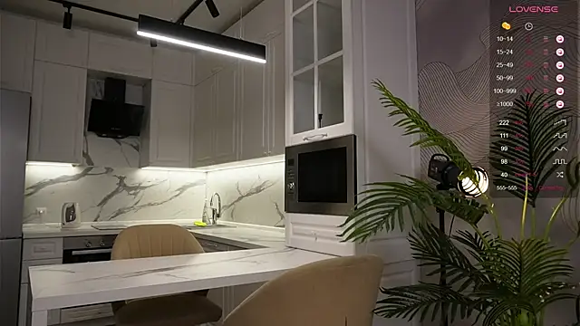 Sofa 01 online show from October 15, 3:47 pm