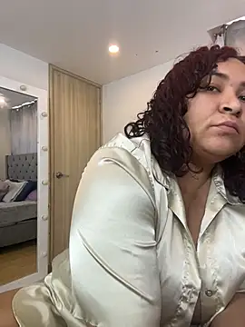 KarlaWild online show from June 16, 5:14 pm