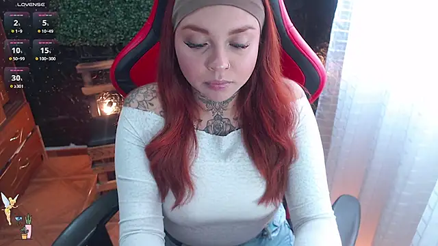 natyk m online show from December 15, 6:57 pm