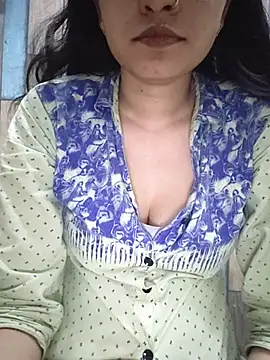 cute IndianBabe online show from July 5, 7:19 pm
