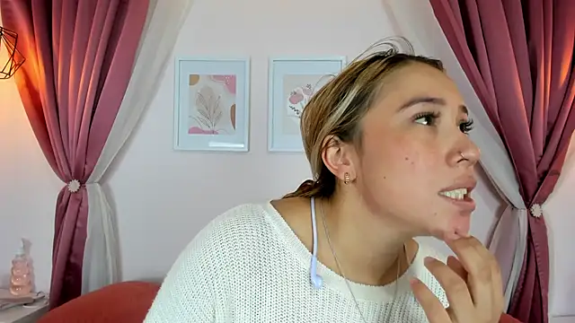 Lannajansen online show from June 10, 2:27 pm