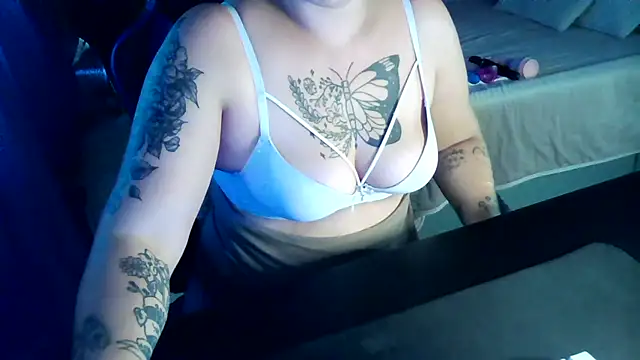 Snapshot of bunnyfox420 chatting on September 16, 6:16 pm bunnyfox420 online show from September 16, 6:16 pm