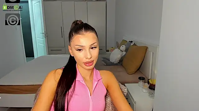 HelenShawn online show from October 20, 8:23 pm