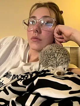 Molli Luv online show from October 19, 1:24 pm