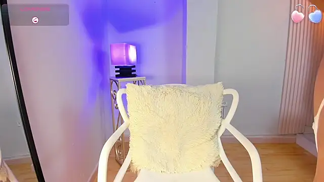 alana rossetti online show from August 1, 4:36 am